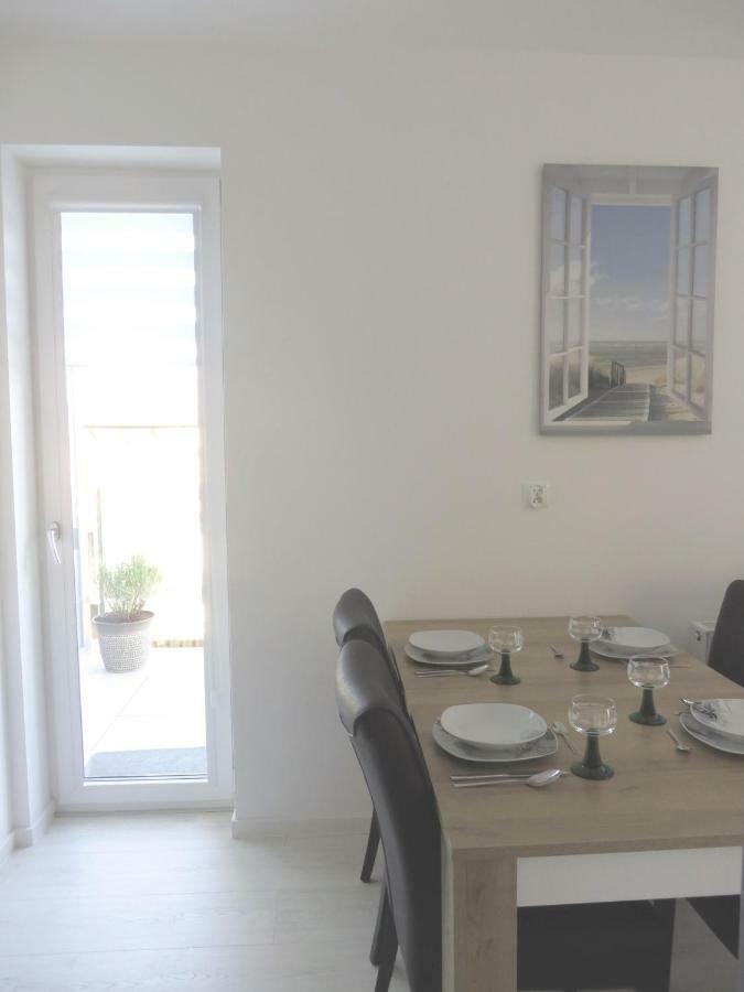 Azure Baltic Apartamenty B&M Kolobrzeg Exterior photo