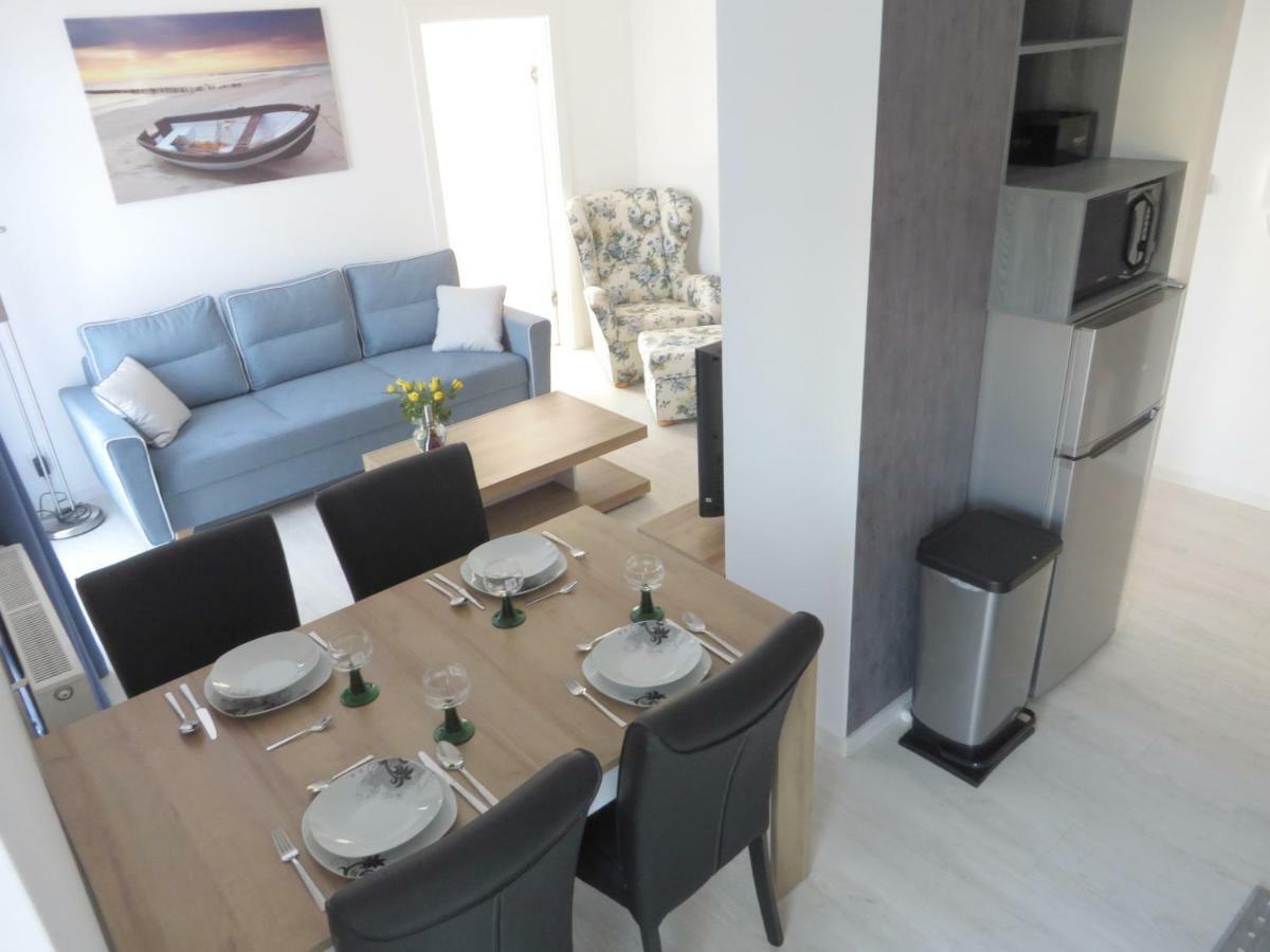 Azure Baltic Apartamenty B&M Kolobrzeg Exterior photo